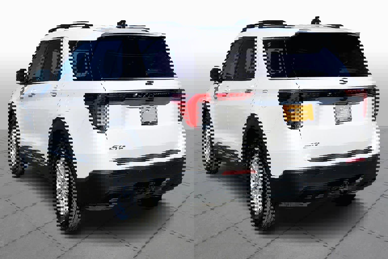 Certified 2025 Ford Explorer Active image 4