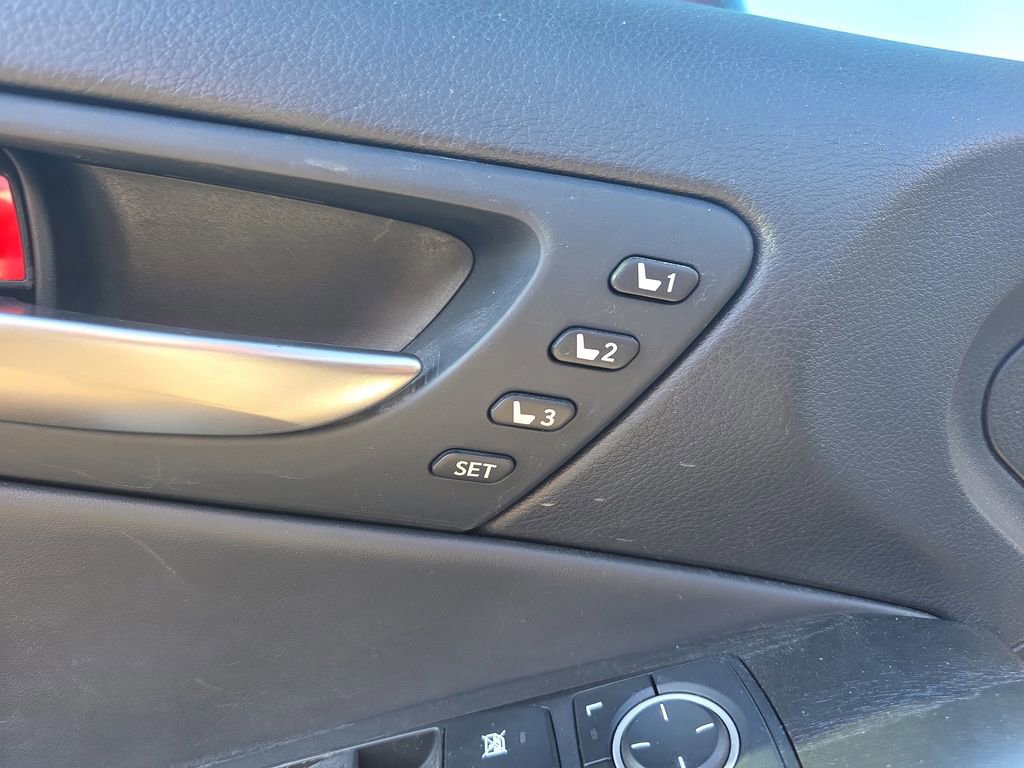 Used 2022 Lexus IS 500 w/ Accessory Package image 28