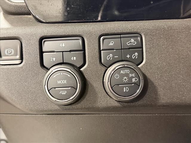 Used 2024 Chevrolet Silverado 3500 LT w/ Safety Package AWD/4WD image 18