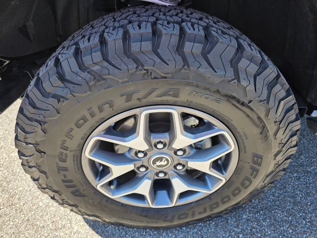 Certified 2025 Ford Bronco Badlands AWD/4WD image 12