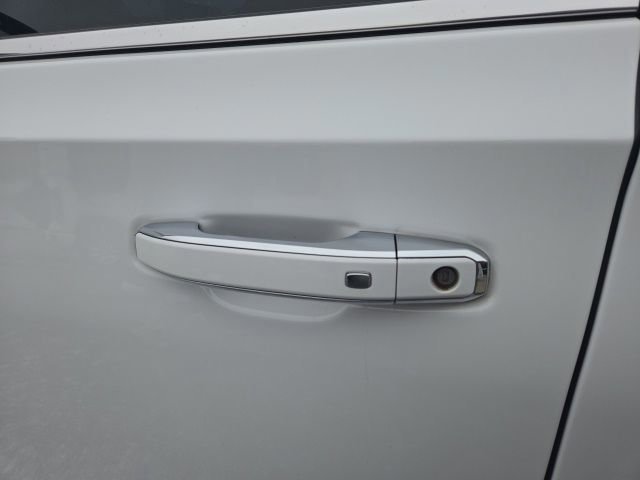 Used 2023 Chevrolet Tahoe Premier image 15