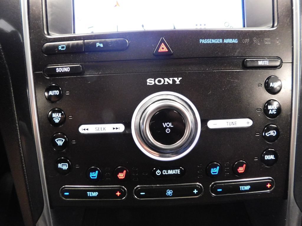 Certified 2019 Ford Explorer Sport w/ Equipment Group 401A AWD/4WD image 24