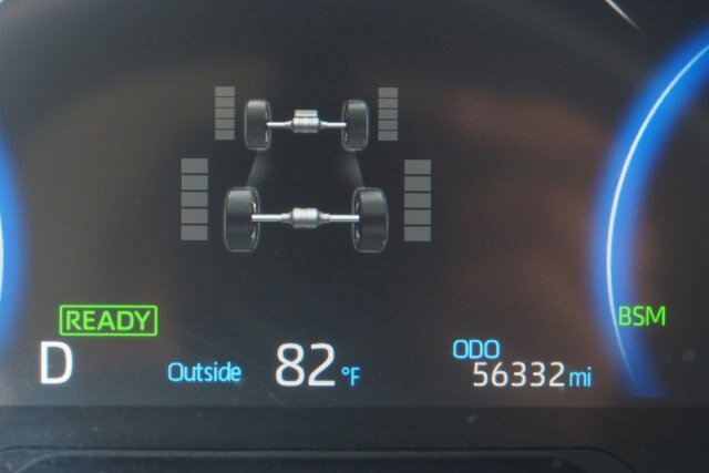 Used 2019 Toyota RAV4 XSE w/ XSE Weather Package AWD/4WD image 32