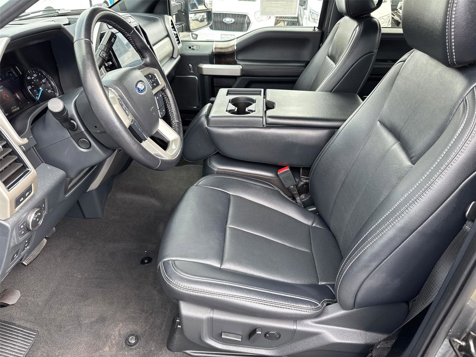 Certified 2022 Ford F350 Lariat w/ Lariat Ultimate Package image 26