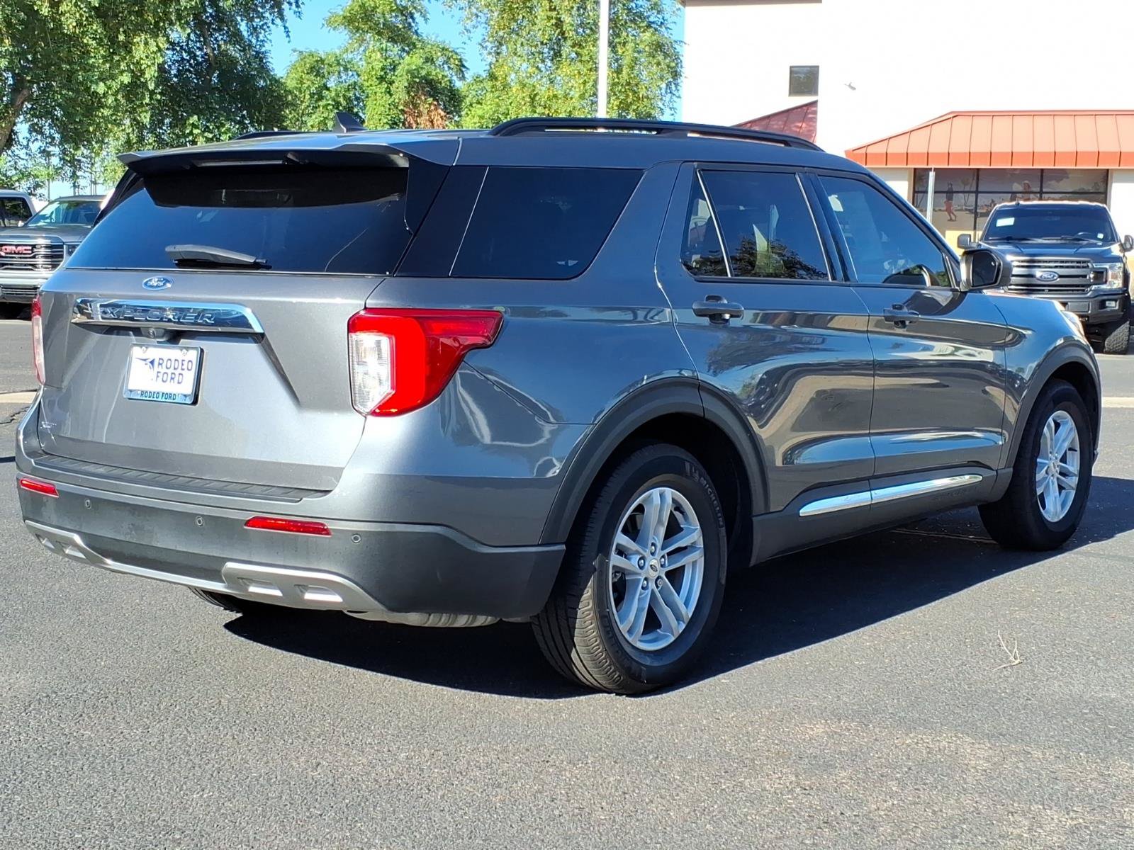 Certified 2023 Ford Explorer XLT w/ Equipment Group 202A RWD image 5