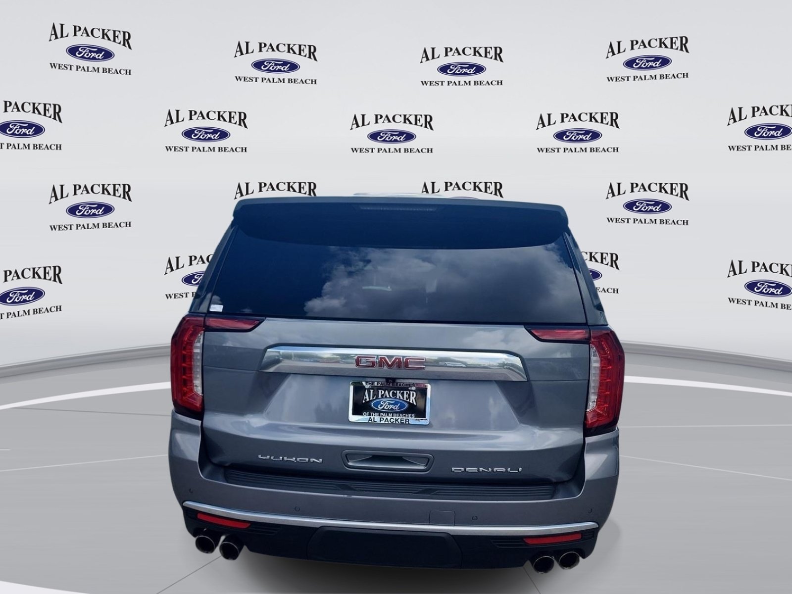 Used 2022 GMC Yukon XL Denali RWD image 4
