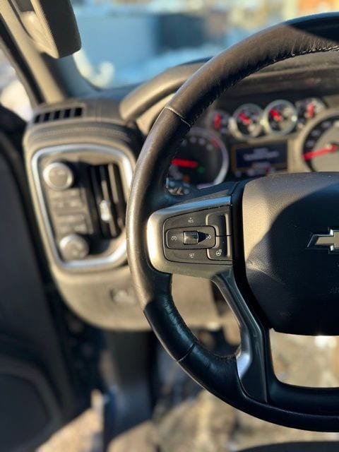 Used 2020 Chevrolet Silverado 1500 LT w/ All-Star Edition AWD/4WD image 18