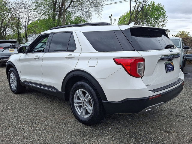 Certified 2023 Ford Explorer XLT w/ Equipment Group 202A AWD/4WD image 22
