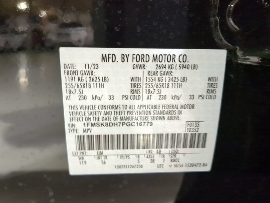 Certified 2023 Ford Explorer XLT w/ Equipment Group 202A AWD/4WD image 17