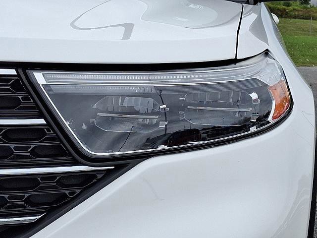 Certified 2020 Ford Explorer XLT w/ Equipment Group 202A image 10