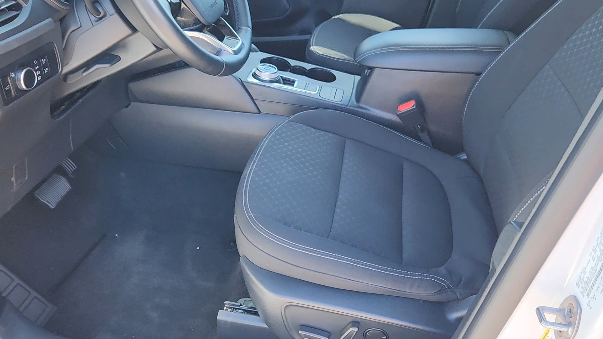 Certified 2024 Ford Escape Active image 29