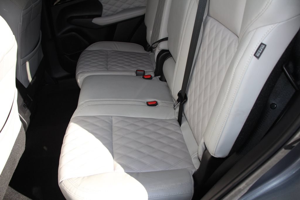 Used 2022 Mitsubishi Outlander SEL FWD image 20