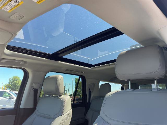 Certified 2025 Ford Expedition Max Active AWD/4WD image 19