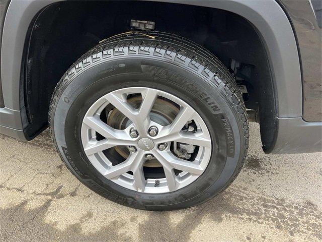 Used 2021 Jeep Grand Cherokee L Limited image 11