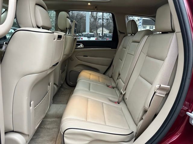 Used 2017 Jeep Grand Cherokee Overland w/ Jeep Active Safety Group image 52