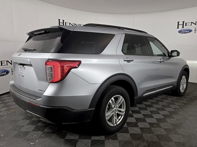 Certified 2023 Ford Explorer XLT w/ Equipment Group 202A image 5