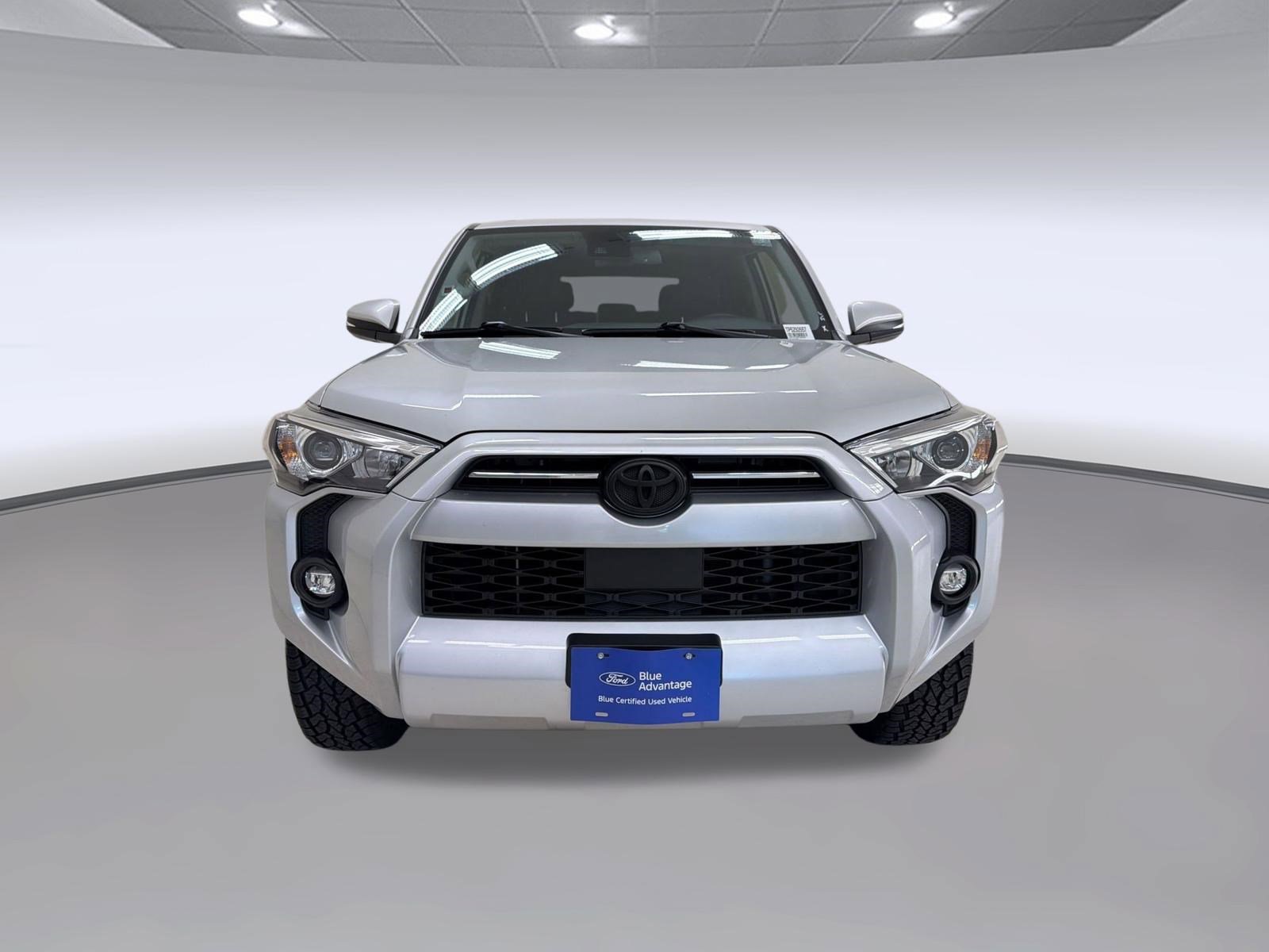 Used 2023 Toyota 4Runner SR5 Premium w/ Moonroof Package RWD image 6