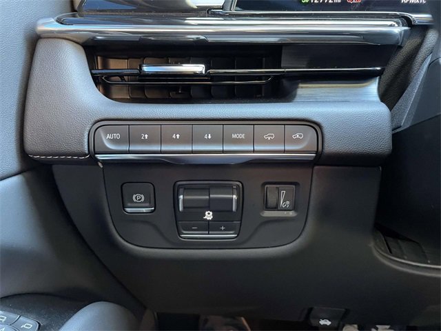 Used 2024 Cadillac Escalade Sport w/ Touring Package image 21