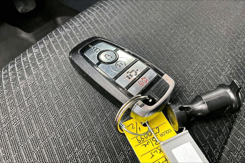 Certified 2022 Ford F150 XLT w/ Equipment Group 302A High image 13