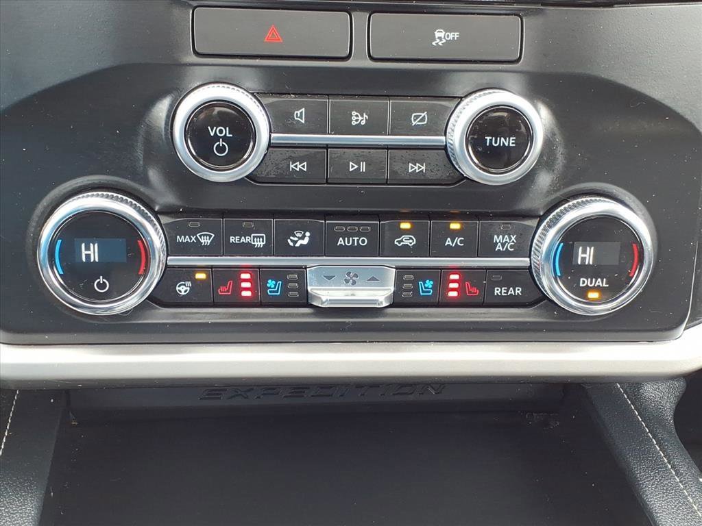 Certified 2022 Ford Expedition XLT image 17