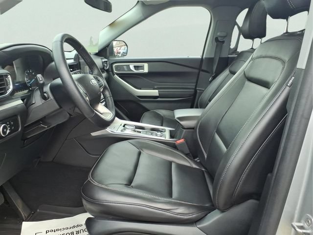 Certified 2023 Ford Explorer XLT w/ Equipment Group 202A AWD/4WD image 13