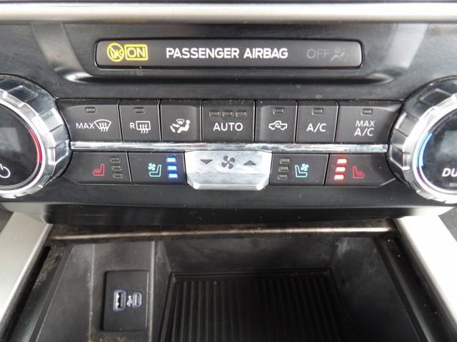 Certified 2022 Ford F250 Lariat w/ Lariat Value Package image 20