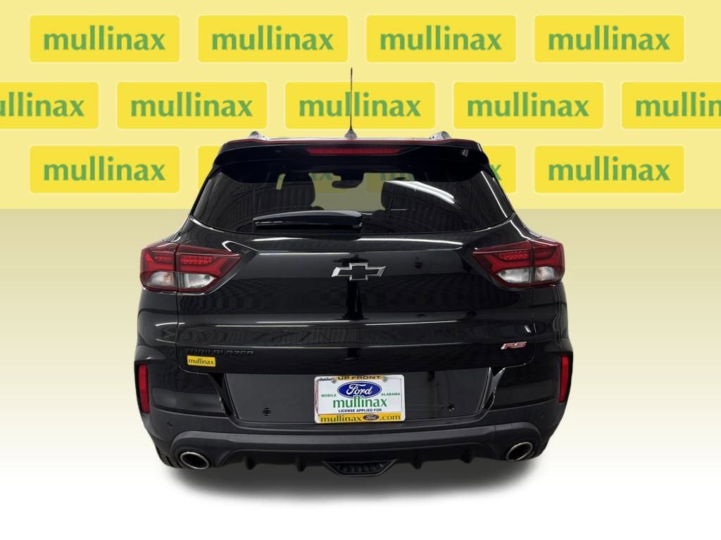 Used 2021 Chevrolet TrailBlazer RS w/ Sun and Liftgate Package image 4