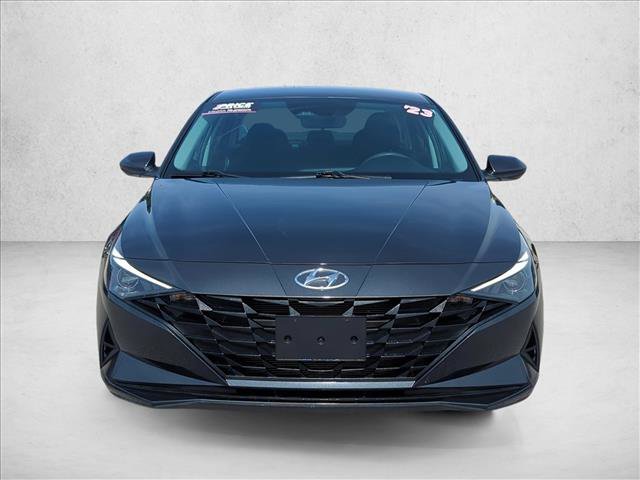 Used 2023 Hyundai Elantra SEL FWD video 2