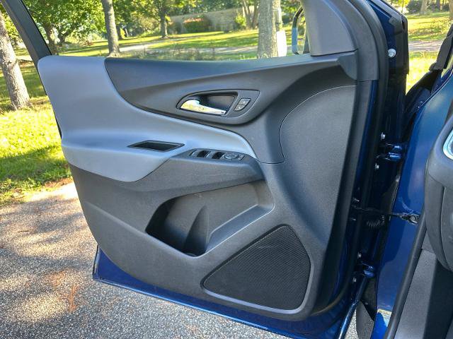 Used 2023 Chevrolet Equinox LS w/ LPO, Floor Liner Package FWD image 22
