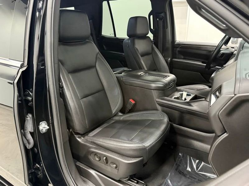 Used 2023 Chevrolet Tahoe LT image 39