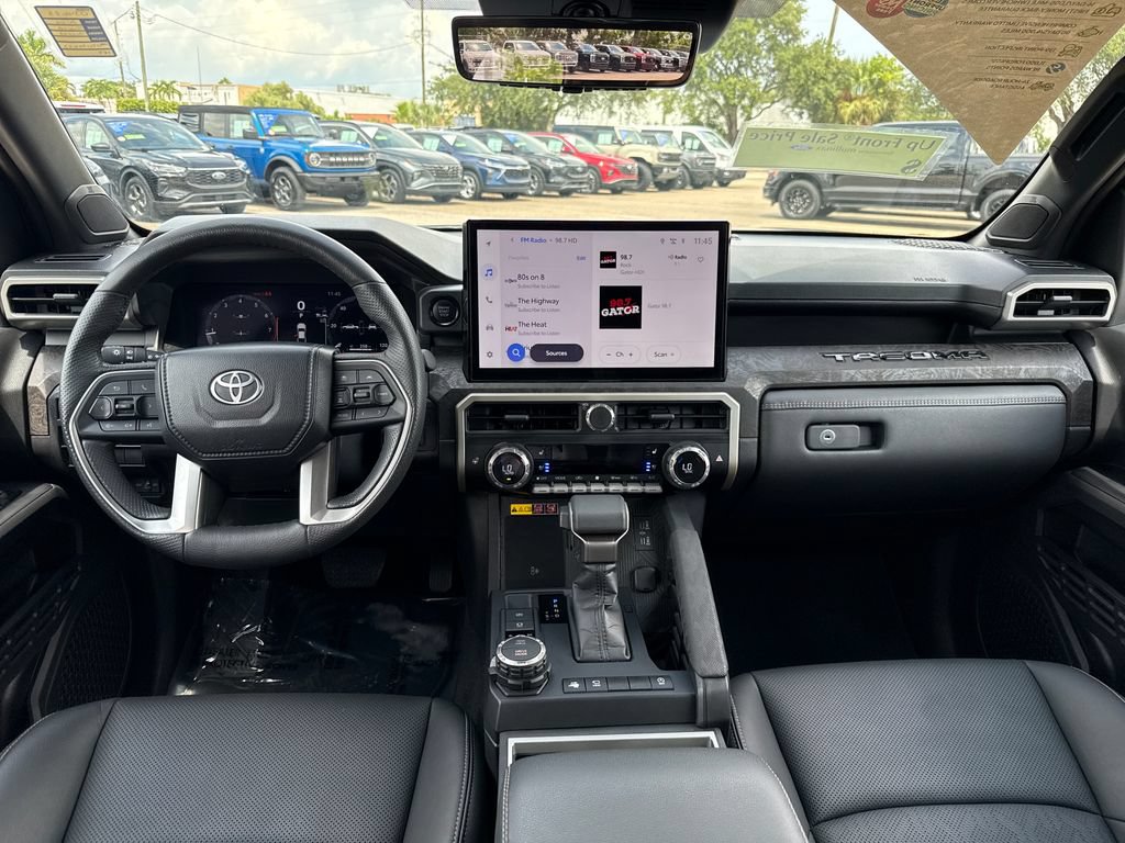 Used 2024 Toyota Tacoma Limited AWD/4WD image 5