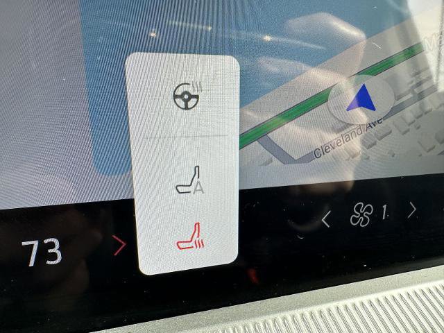 Certified 2025 Ford Explorer ST-Line w/ ST-Line Street Pack image 33