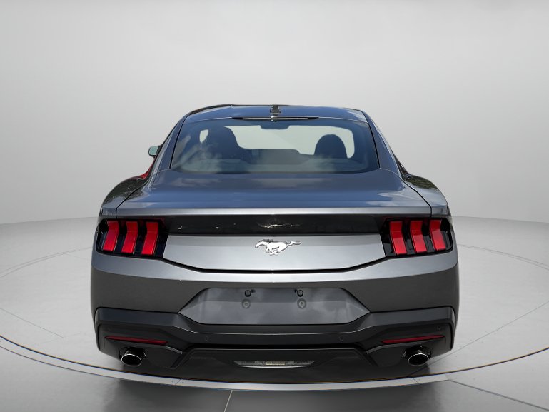 Certified 2024 Ford Mustang Coupe RWD image 4