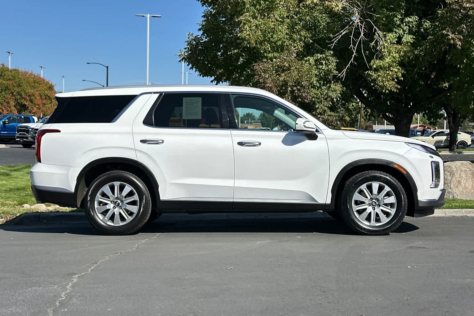 Used 2025 Hyundai Palisade SEL AWD/4WD image 8