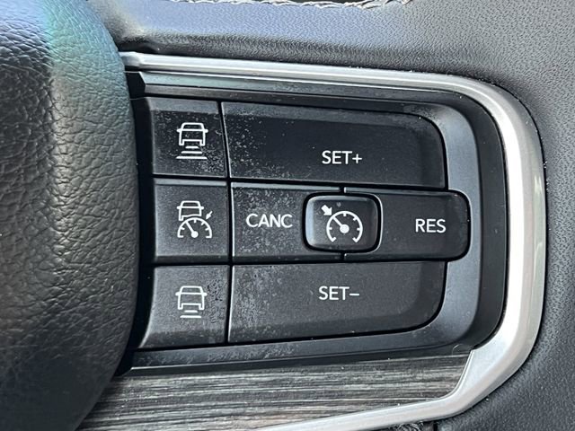 Used 2022 Jeep Wagoneer Series III w/ Premium Group I AWD/4WD image 26
