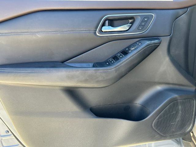 Used 2021 Nissan Rogue SL image 15