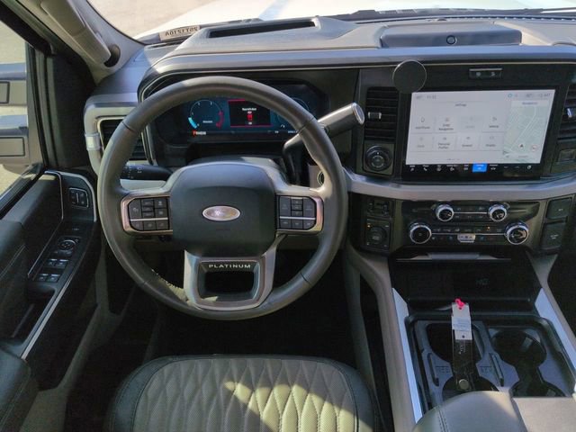 Certified 2025 Ford F250 Platinum w/ Platinum Plus Package image 17