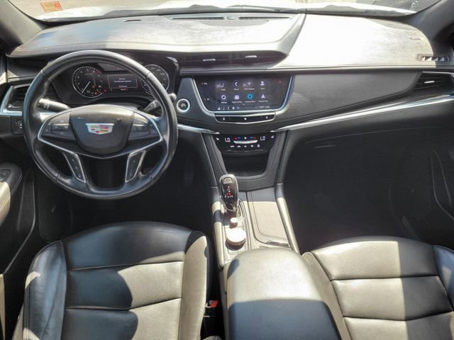 Used 2020 Cadillac XT5 Premium Luxury image 11