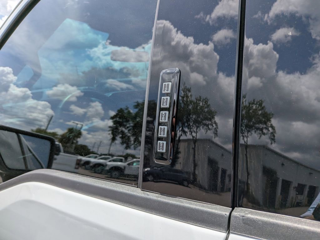 Certified 2024 Ford F150 Lariat w/ FX4 Off-Road Package AWD/4WD image 14