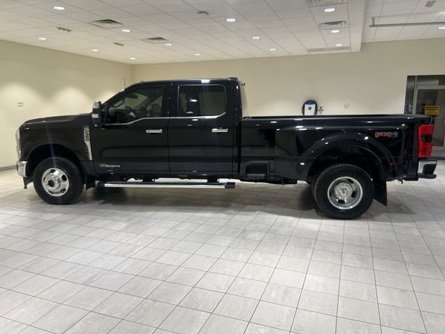 Certified 2025 Ford F350 Lariat w/ Chrome Package AWD/4WD image 2