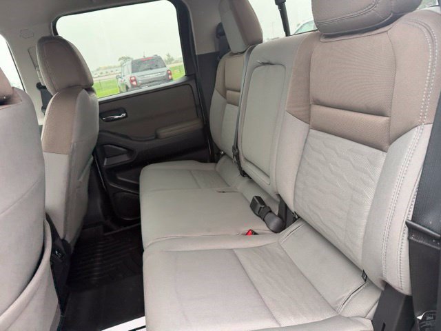 Used 2022 Nissan Frontier SV AWD/4WD image 26