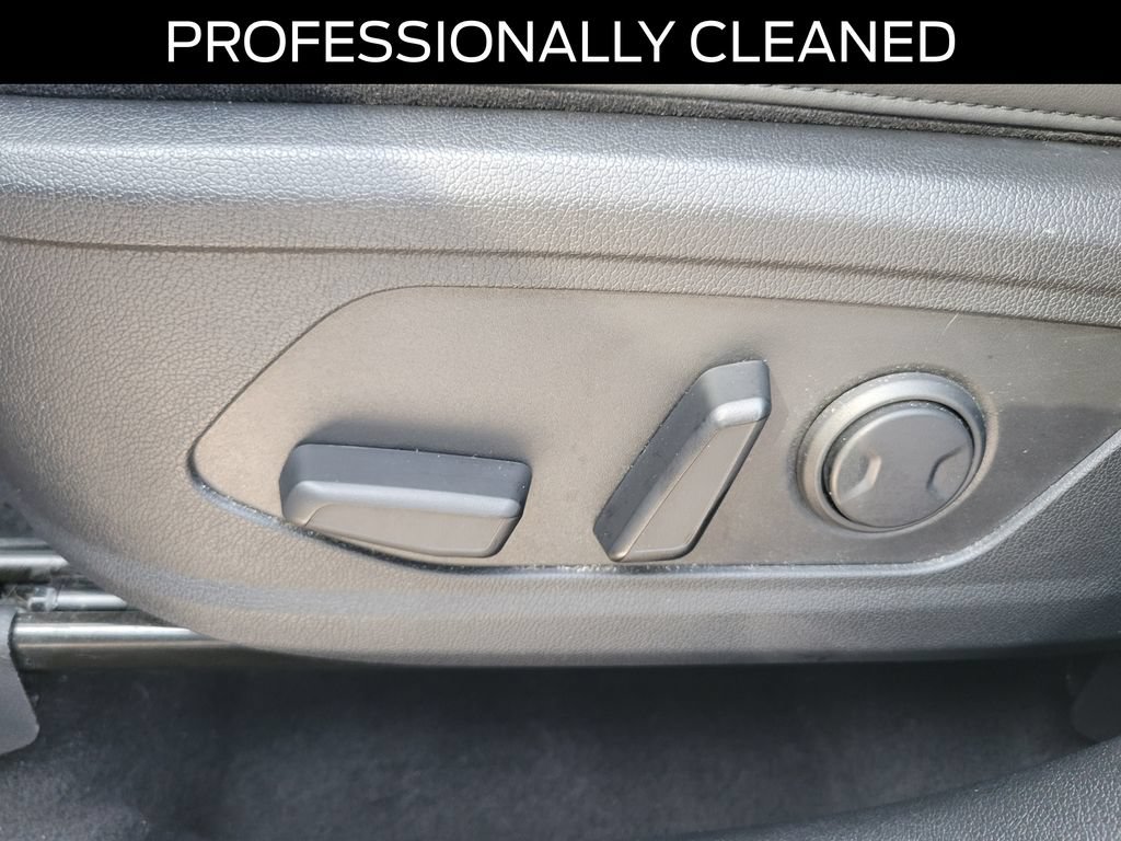 Used 2025 Kia Sorento X-Line EX AWD/4WD image 19