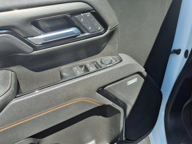 Used 2025 GMC Sierra 2500 AT4 AWD/4WD image 19