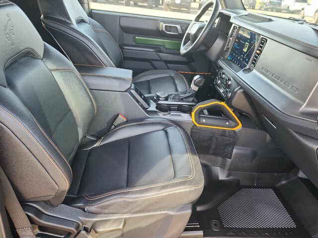 Certified 2024 Ford Bronco Badlands AWD/4WD image 13