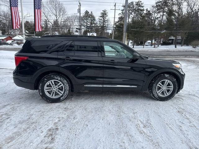 Certified 2021 Ford Explorer XLT w/ Equipment Group 202A image 5