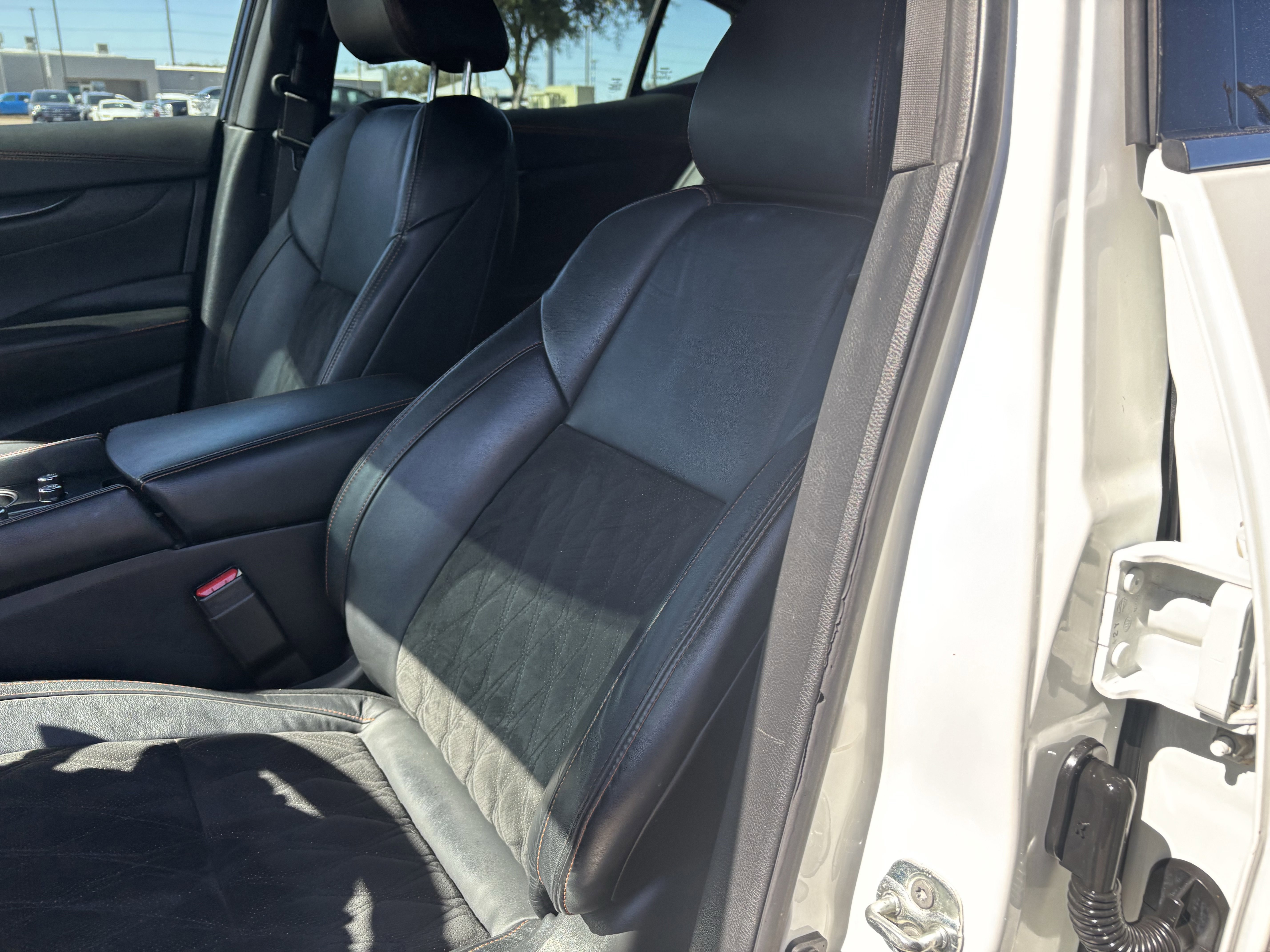 Used 2023 Nissan Maxima SR w/ Sport Mat Group image 11