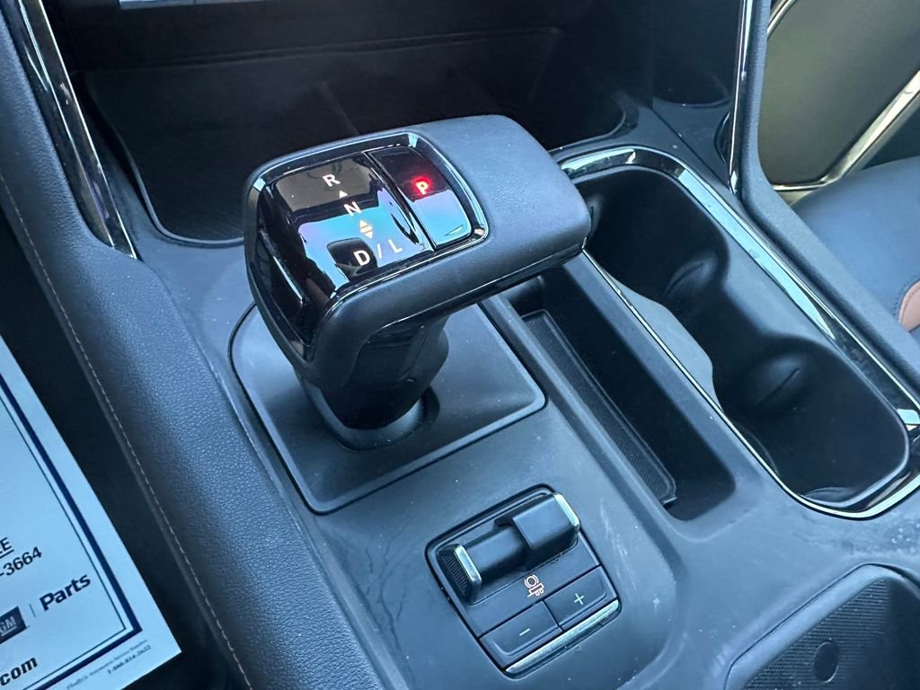 Used 2024 GMC Sierra 1500 AT4 w/ AT4 Premium Package image 16