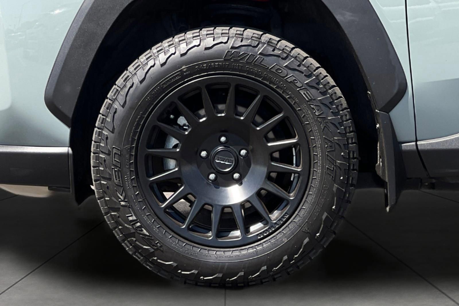 Used 2021 Toyota RAV4 TRD Off-Road w/ TRD Off-Road Weather Package AWD/4WD image 31