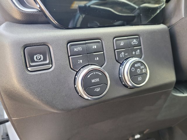 Used 2023 GMC Sierra 1500 SLT w/ SLT Premium Package AWD/4WD image 17