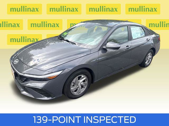 Used 2024 Hyundai Elantra SE FWD image 15